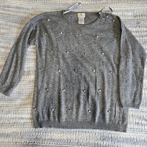 Cashmere Gray Sweater‎ with Pearl Embellishments Made in Italy